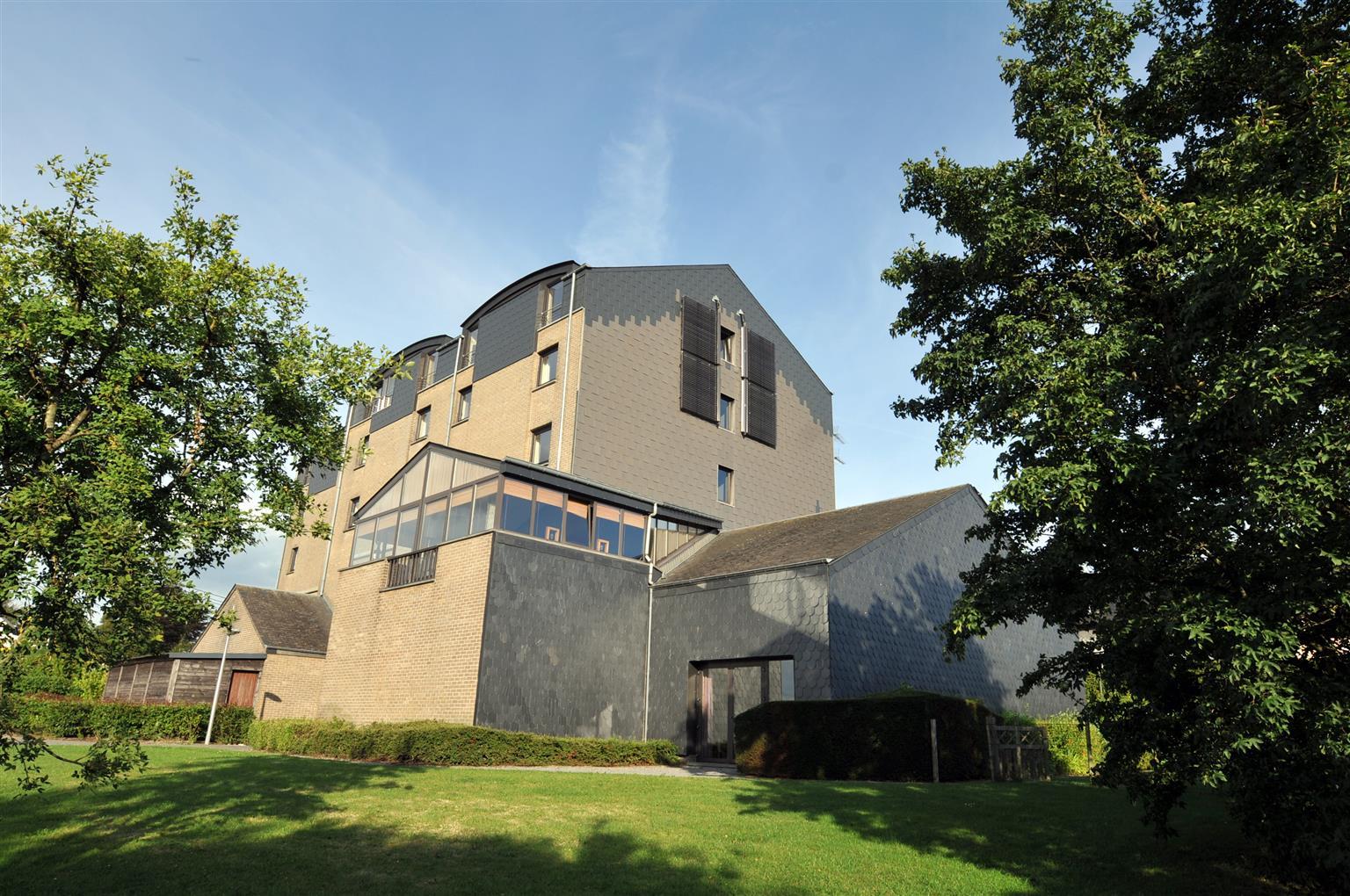 Hotel L'Amandier Libramont-Chevigny Exterior foto